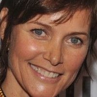 Carey Lowell Nue