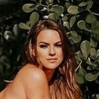 Carol Dias Nue
