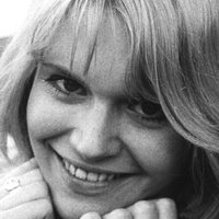 Carol White Nue