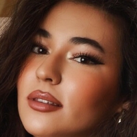 Carolina Rezende Nue