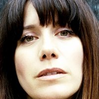 Caroline Catz Nue