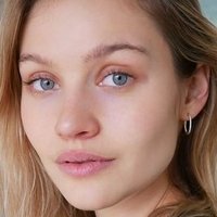Caroline Corinth Nue