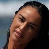 Charlie Riina Nue