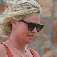 Charlize Theron Nue