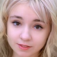 Charlotte Brooke Nue