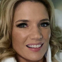 Charlotte Hawkins Nue