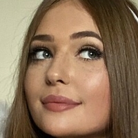 Charlottiie Nue