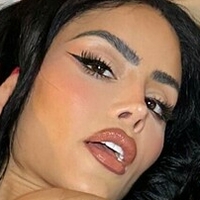 Chloe Saxon Nue