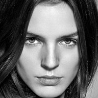 Clara Botte Nue