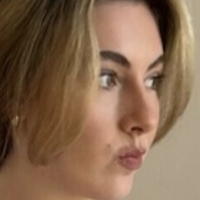 Clara Tubo Nue