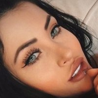 Claudia Alende Nue