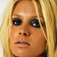 Claudia Hoffmann Nue