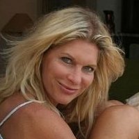 Claudia Roberts Nue