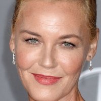 Connie Nielsen Nue