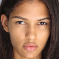 Cris Urena Nue
