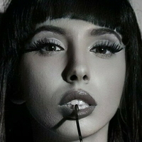 Cristina Maria Nue