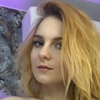 Daisy North Nue