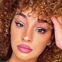 Dana Curly Nue