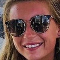 Dani Dyer Nue