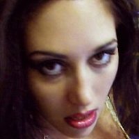Darian Caine Nue