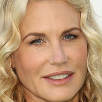 Daryl Hannah Nue