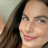 Debora Goncalves Nue