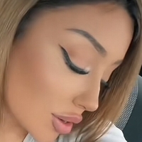 Demet Nue
