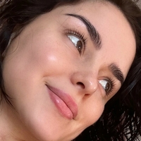 Demi Rose Mawby Nue