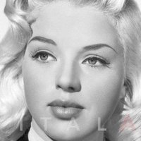 Diana Dors Nue
