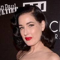 Dita Von Teese Nue