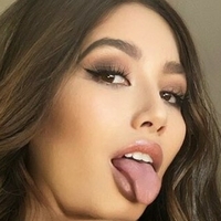 Dommmi Nue
