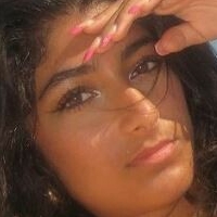 Donya Shabani Nue