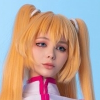 Dosya Gasai/Tsuki.Des Nue