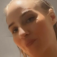 Ebanie Bridges Nue