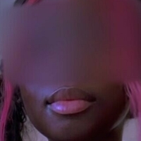 Ebony Butts Nue