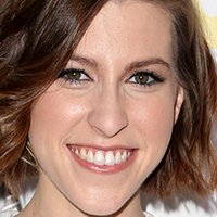 Eden Sher Nue