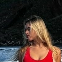 Eliisapellegrino Nue
