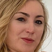 Elisa Calvi Nue