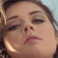 Elise Nue