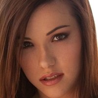 Elizabeth Marxs Nue
