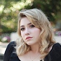 Elizabeth Nicole Abrams Nue