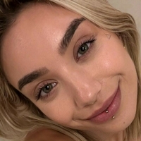 Ella Baig Nue