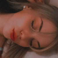 Ella Heathfield Nue