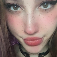 _Elli_Queen_ Nue