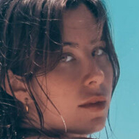Ellie Batton Nue
