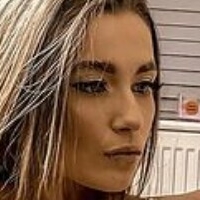 Ellie Victoria Nue