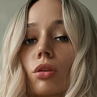 Ema Novark Nue