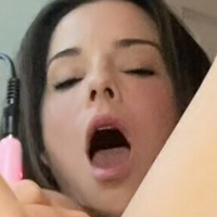 emdoesdoggy Nue