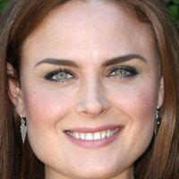 Emily Deschanel Nue
