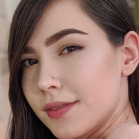 Emily Grey Nue